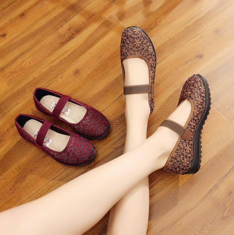 Catalina Floral Embossed Flat Shoes