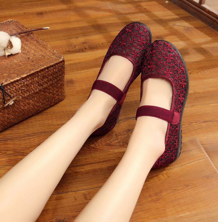 Catalina Floral Embossed Flat Shoes