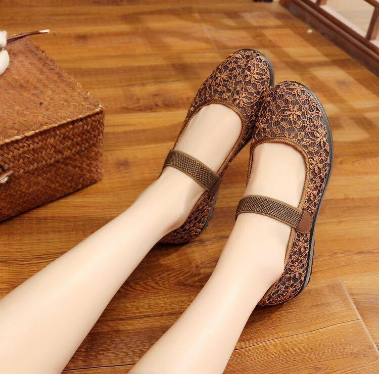 Catalina Floral Embossed Flat Shoes