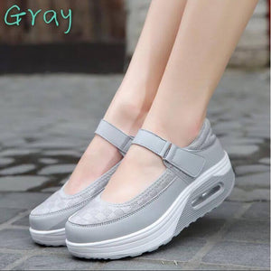 Genie Sporty Shoes