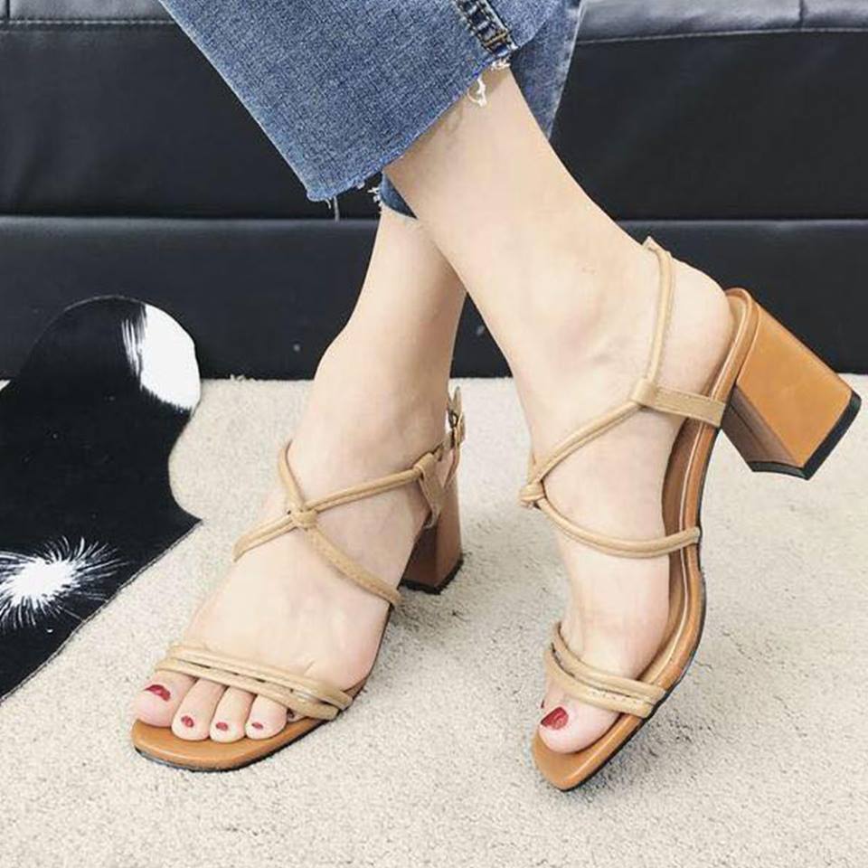 Henrika Sandals